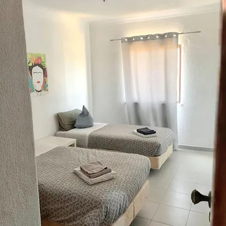 Comfortable Seaside In Carvoeiro 80 M² Balcony Apartment *